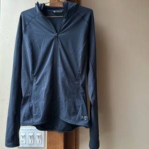 Women’s Arc’teryx black sapphire color soft hoody, size small.